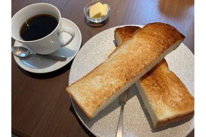 cafe サンモリッツ CACHETTE(カシェット)