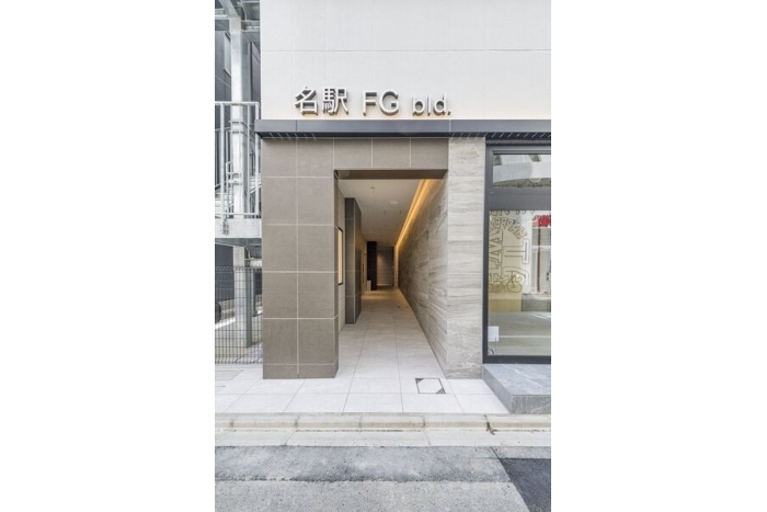 名駅FGビルディング　301号室　【担当：松本】