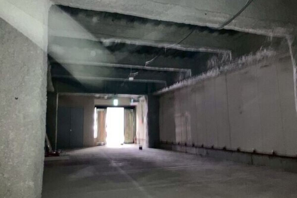 リアライズ伏見ビル　1階　【担当：長】