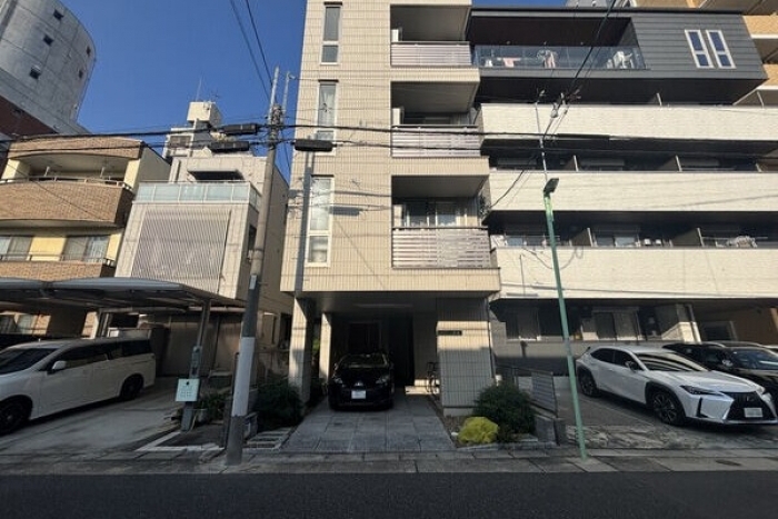 Luna. Lumiere本山（ルナ・ルミエール）　1階　