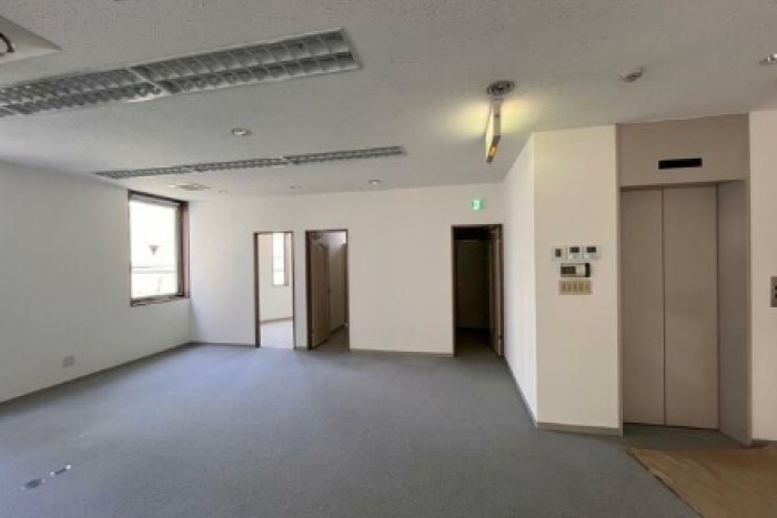 ベルデマーレビル3階【担当：堀】