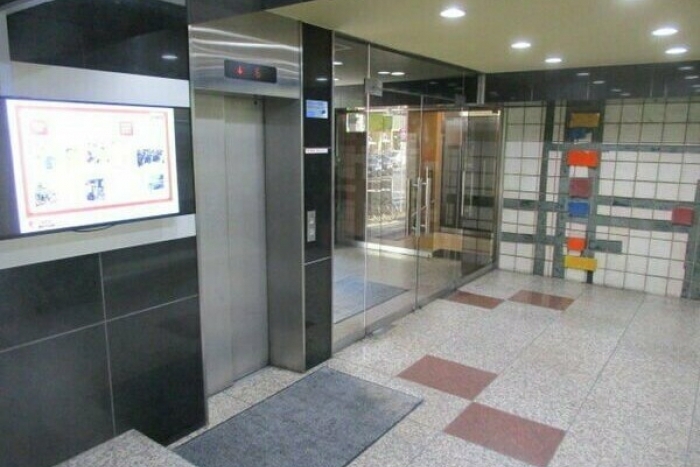 ニッシンビル　10階（1006号）　【担当：堀】