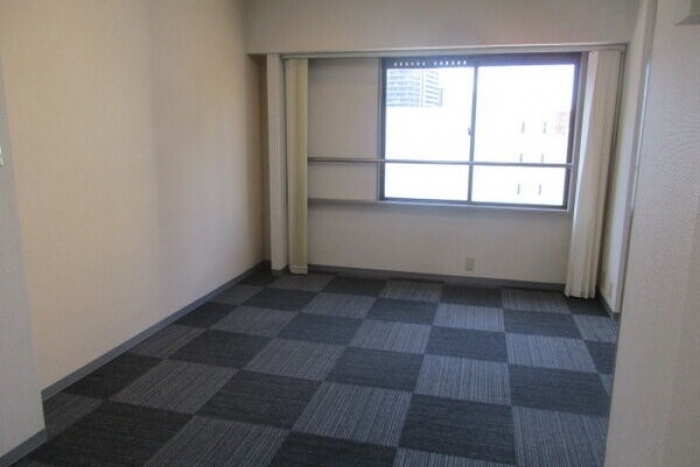 ニッシンビル　7階705号室　【担当：堀】