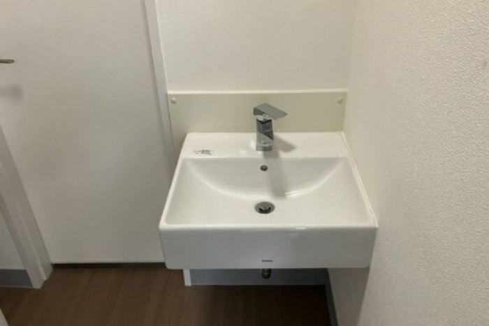 アークロック栄5階【担当：松本】