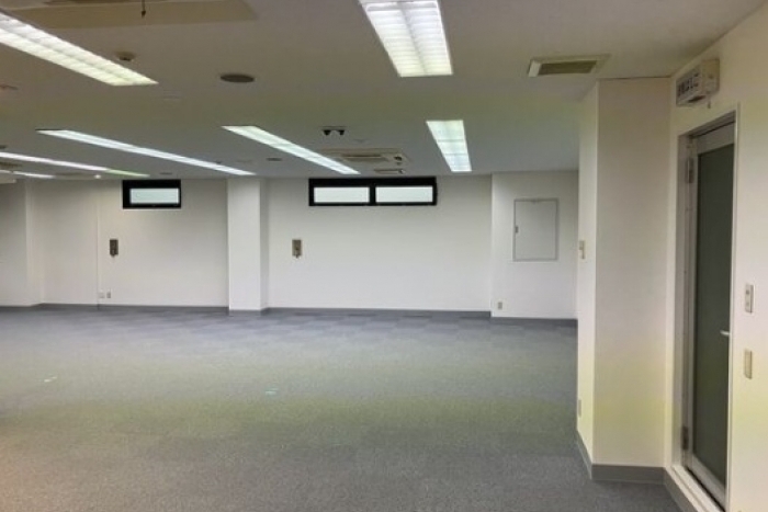 アークロック栄4階【担当：松本】