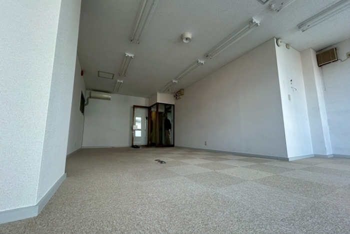 更科ビル2階【担当：長】