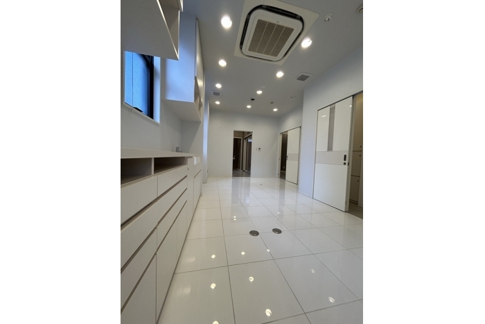 東区泉2丁目メディカルビル2階【担当：堀】