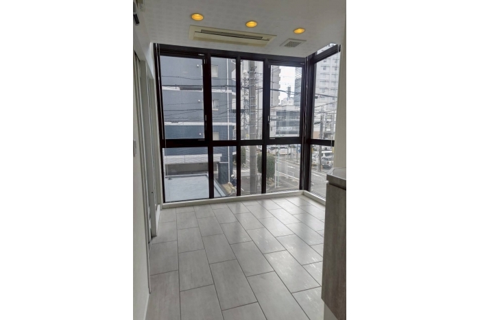 東区泉2丁目メディカルビル2階【担当：堀】