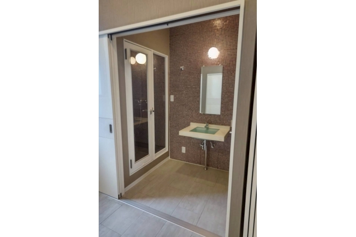 東区泉2丁目メディカルビル2階【担当：堀】