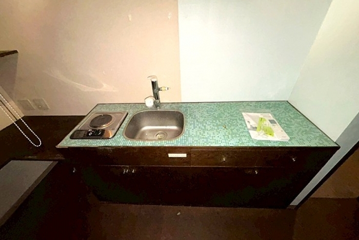 エクセレントビル1階【担当：長】