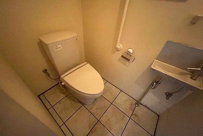 エクセレントビル1階【担当：長】