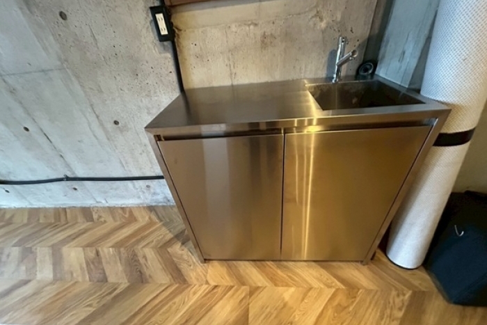 カーサ・モデルノ　2階【担当：長】