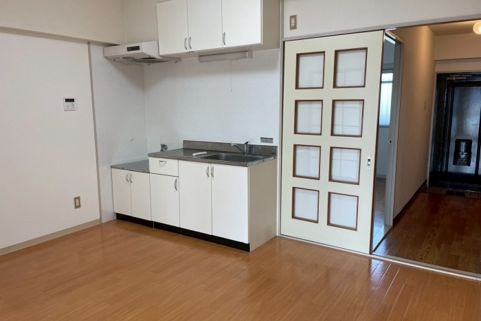 TGビル　3階302【住居】