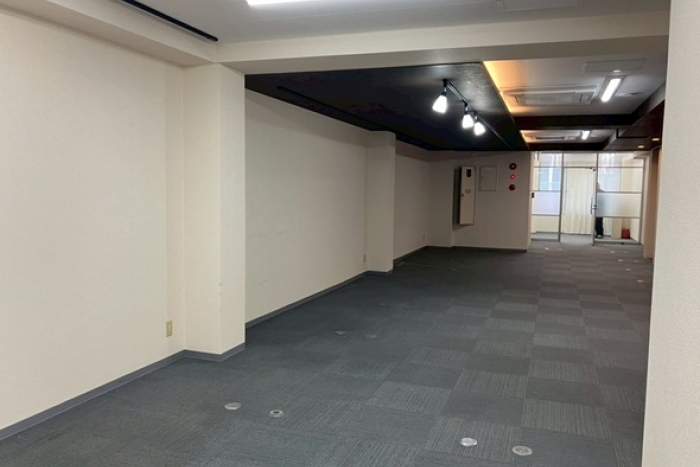 アースホーム錦ビル　3階　【担当：土居】