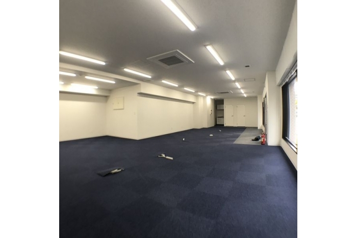 上前津エフワンビル　1階