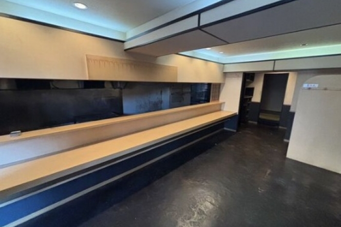 第四岩塚ステーションビル　1階　【担当：土居】