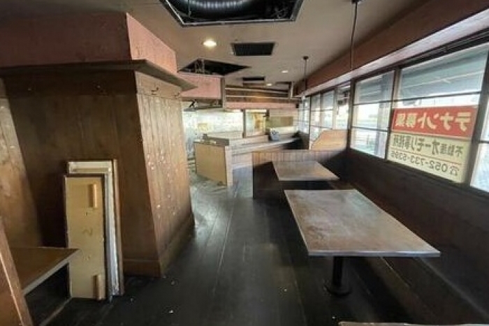 堀田通6丁目角店舗　1階　【担当：土居】