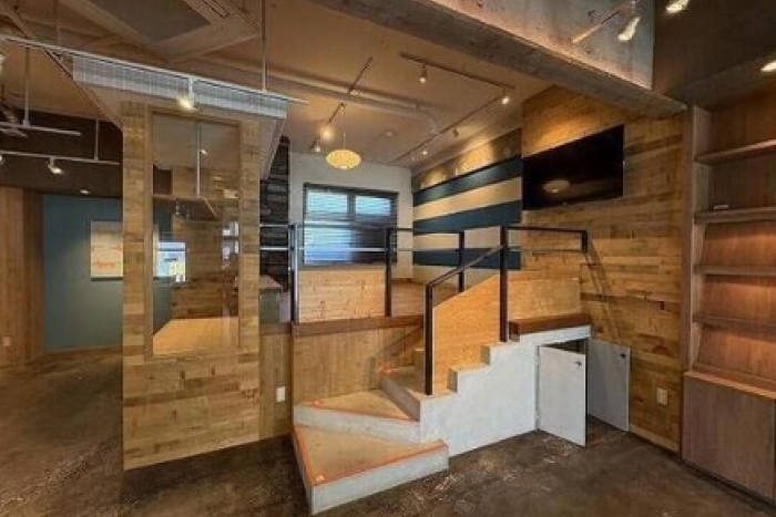 社が丘ビル　1階