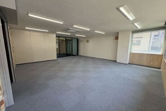 社が丘ビル　2階