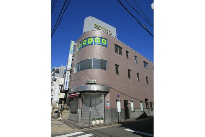 【いりなか】幹線道路沿いの駅近物件です！