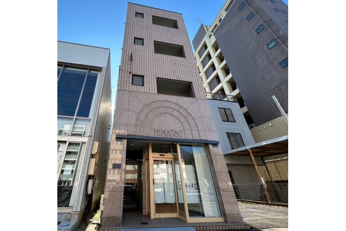 「本山」駅徒歩3分