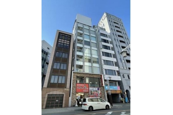 【国際センター駅】徒歩3分！　美容・物販にオススメの貸店舗物件です！