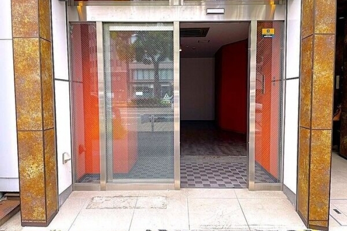 おおさとの丸の内　1階