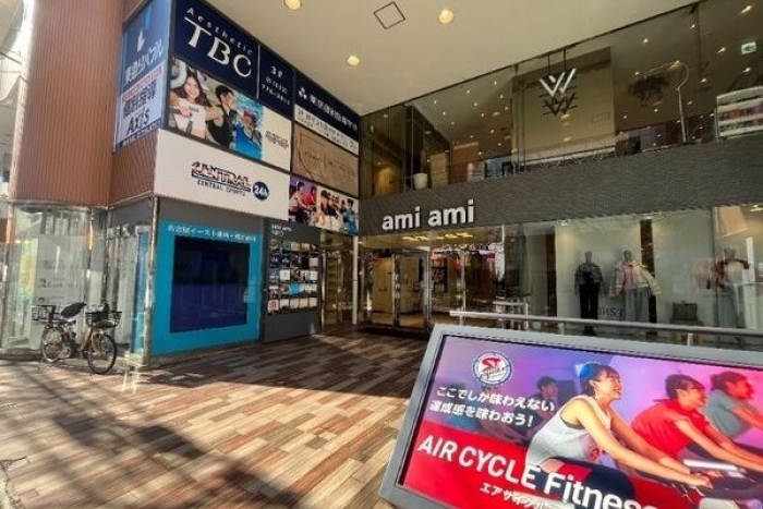 amiami　2階202　【担当：松本】