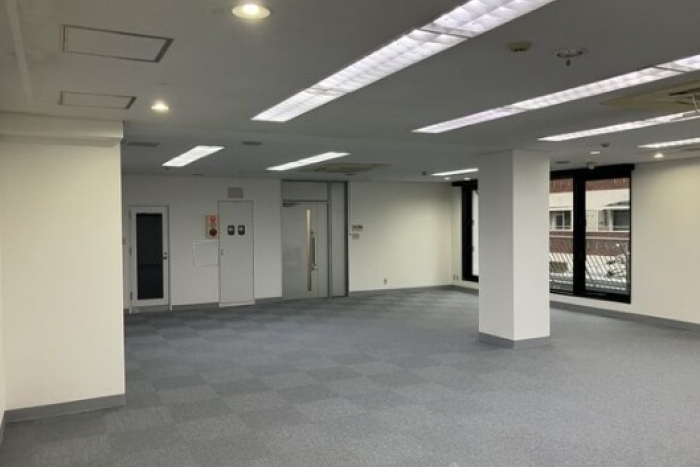 アークロック栄5階【担当：松本】