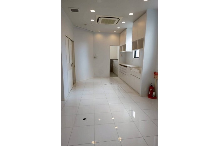 東区泉2丁目メディカルビル2階【担当：堀】