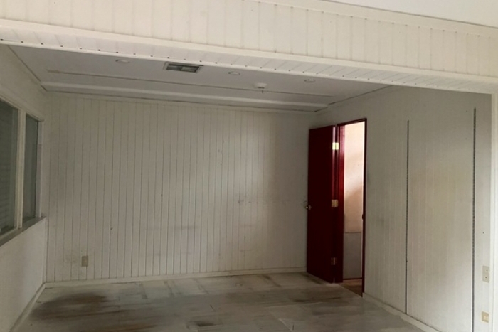 ディオネ四つ谷ビル　1階E号室　【担当：松本】