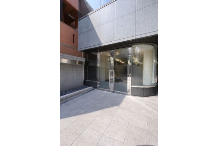 アクセス丸の内ビル　1階