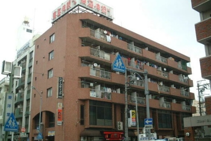 東海伸銅ビル 2階（203号室）　担当：松本
