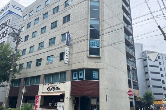 第二榊原ビル　6階601号室【担当：土居】