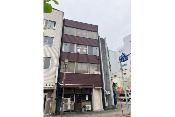 「栄」駅徒歩3分